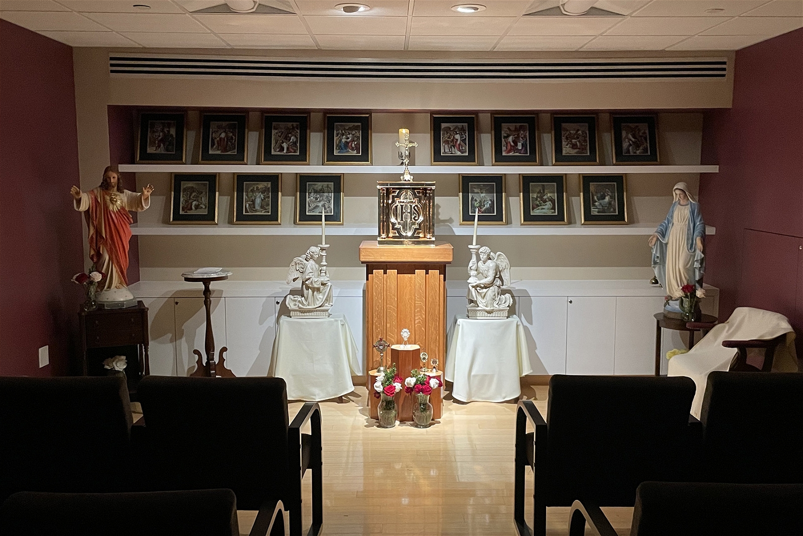 Our Lady of the Sacred Heart Chapel at JPCatholic