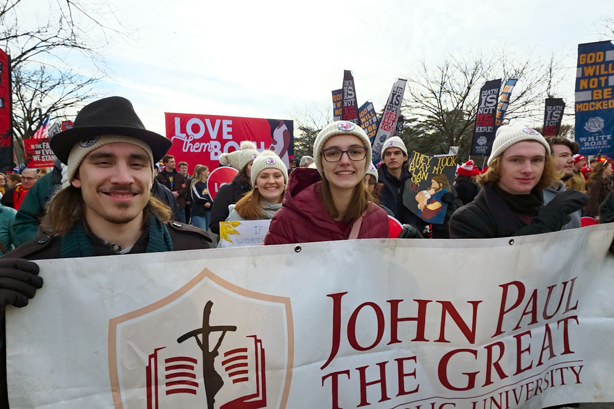 Students faced temperatures as low as 20&deg; F in D.C. on Friday
