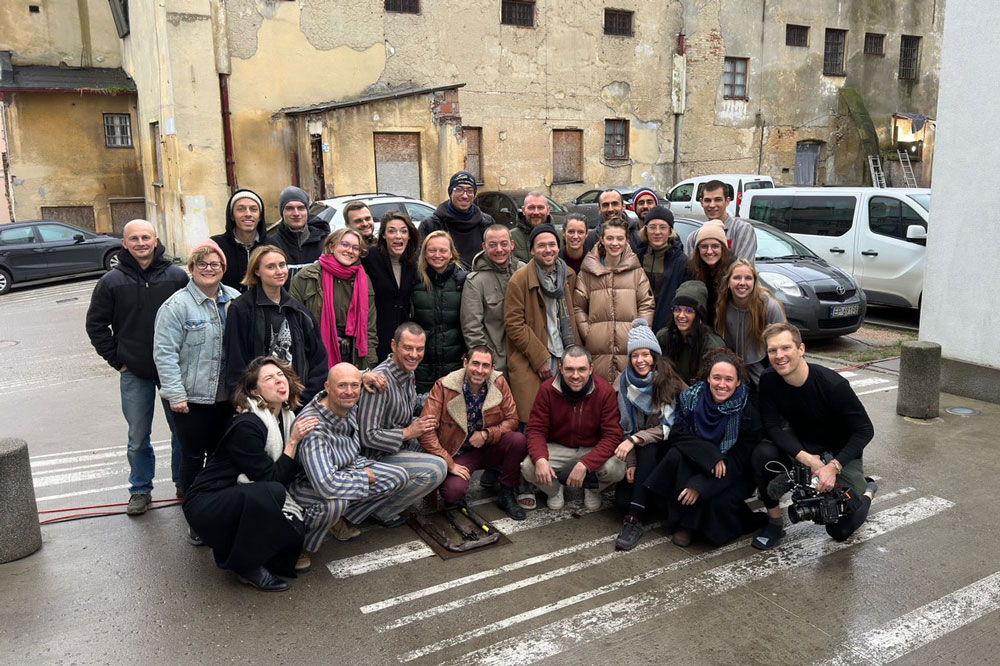 Cast and crew of Triumph of the Heart